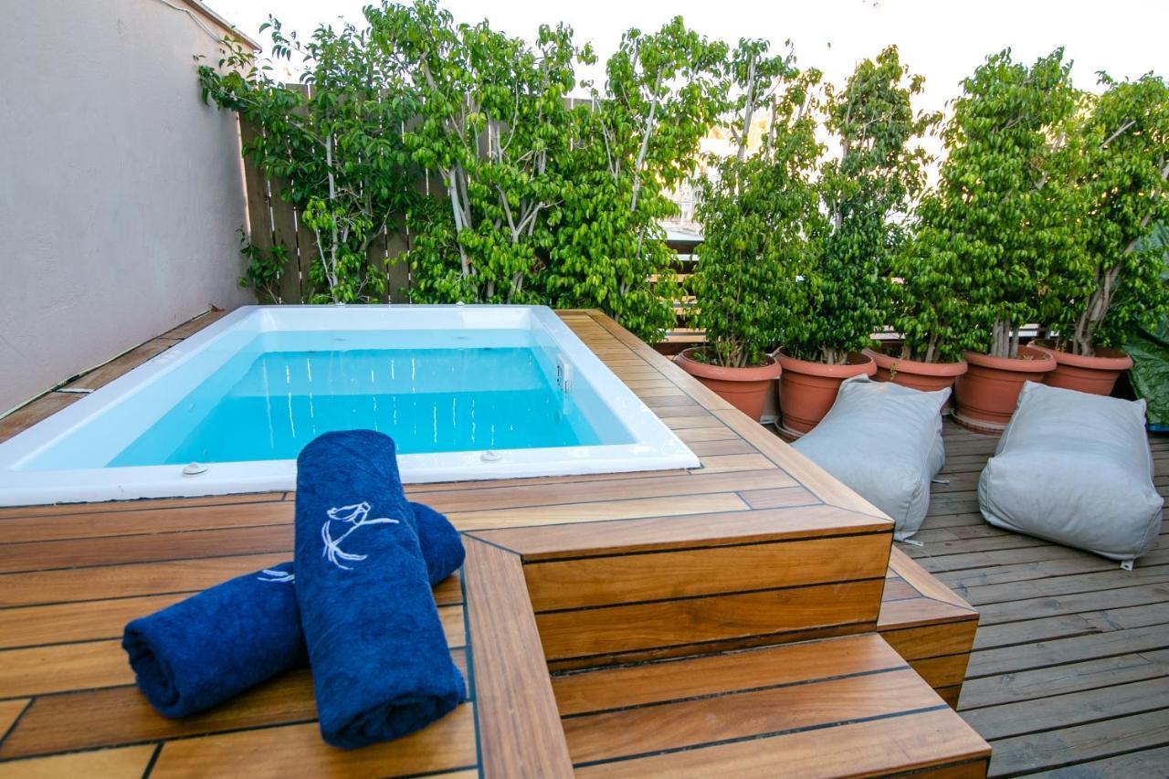 Beautiful Penthouse In Athens With Outside Jacuzzi Apartment Bagian luar foto