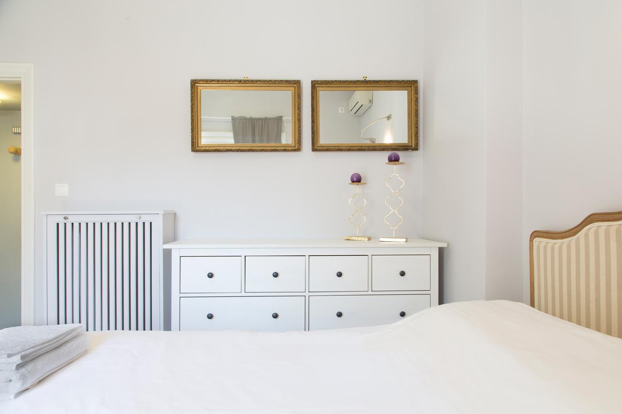 Beautiful Penthouse In Athens With Outside Jacuzzi Apartment Bagian luar foto