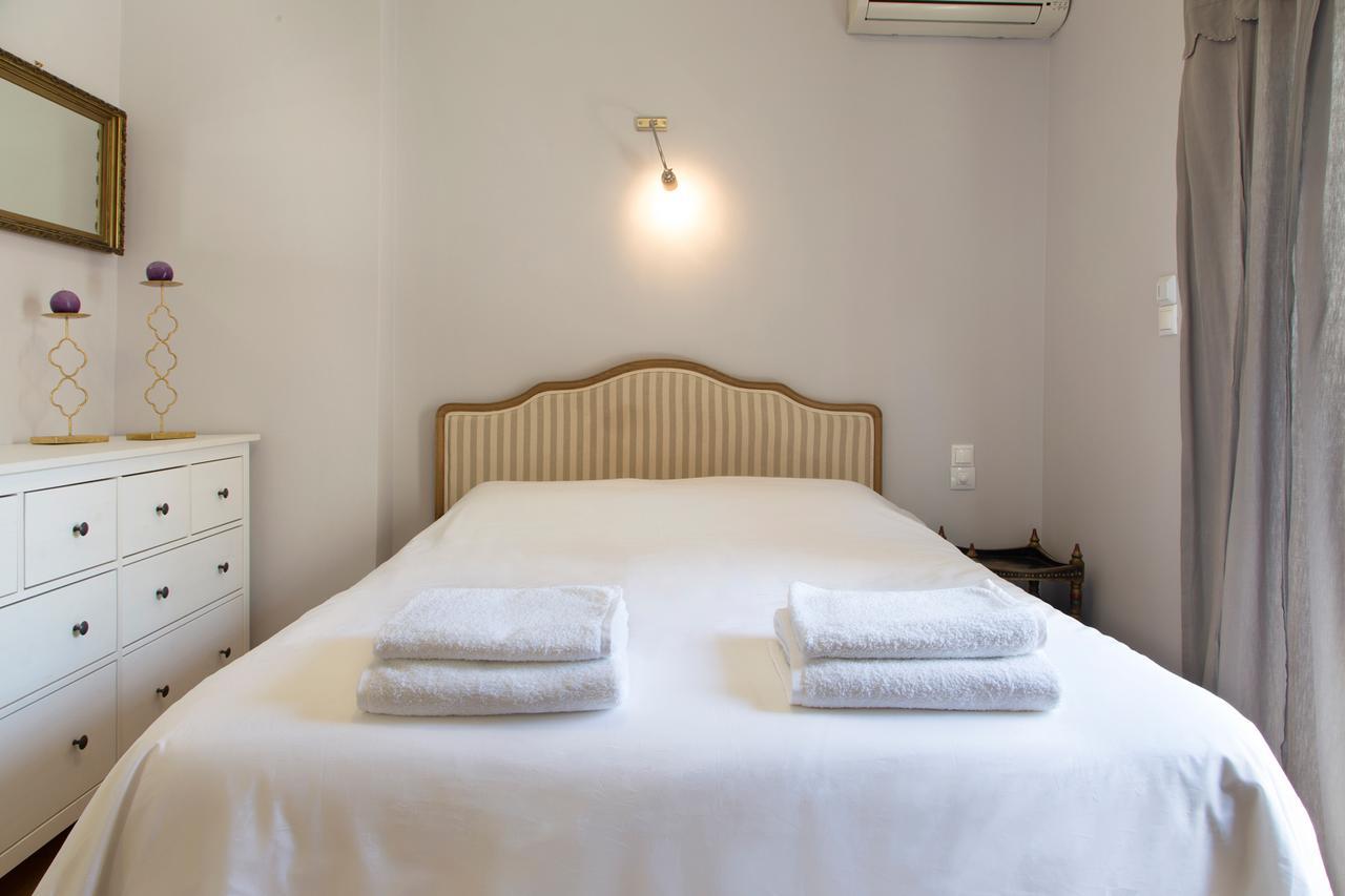 Beautiful Penthouse In Athens With Outside Jacuzzi Apartment Bagian luar foto