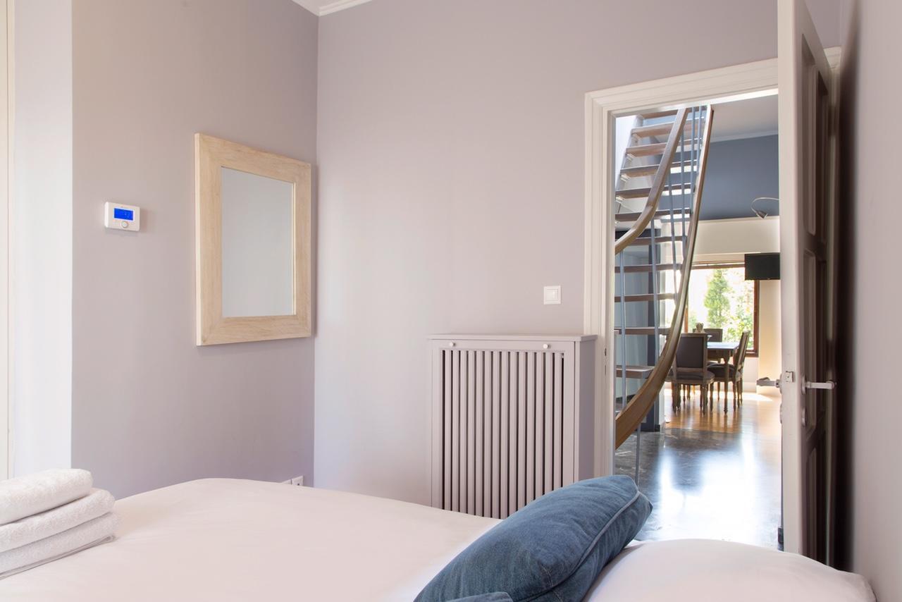 Beautiful Penthouse In Athens With Outside Jacuzzi Apartment Bagian luar foto